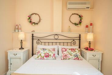 Ariadni Sea View Apartment