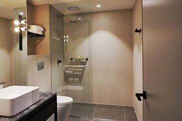 Clarion Apartments South Melbourne