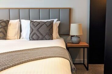Clarion Apartments South Melbourne