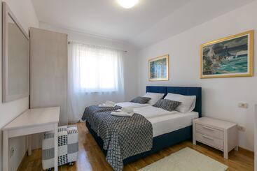 Family Villa Makarac Perfect Place To Get Away And Relax