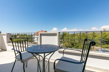 Family Villa Makarac Perfect Place To Get Away And Relax
