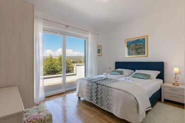 Family Villa Makarac Perfect Place To Get Away And Relax