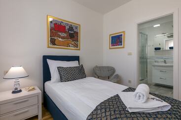Family Villa Makarac Perfect Place To Get Away And Relax