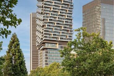 هتل Meliá Frankfurt City