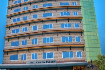 هتل Yellow Pagoda Pokhara