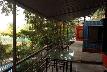 Iora Cottages