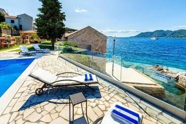Luxury Villa Gabriela