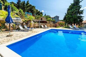Luxury Villa Gabriela