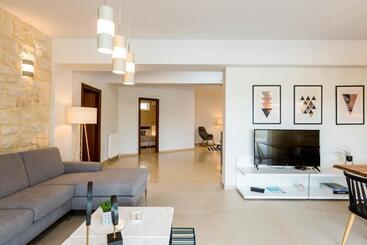 Villa Aelia I Modern & Ideal For Large Groups