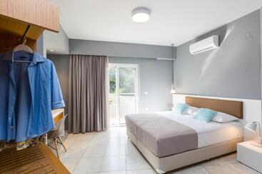 Villa Aelia I Modern & Ideal For Large Groups