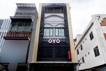 Otel Oyo 3159 Festive Inn