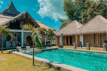 Samadhi Resort & Hydrospa Panglao