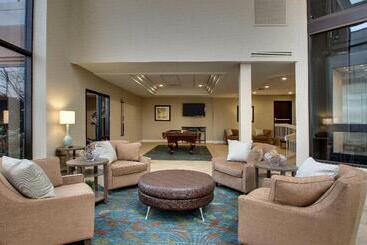 هتل Candlewood Suites   Wichita East, An Ihg
