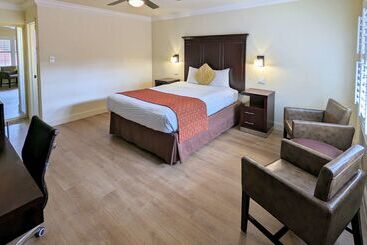 هتل Clarion  Collection Wilkie S Inn Pacific Grove  Monterey
