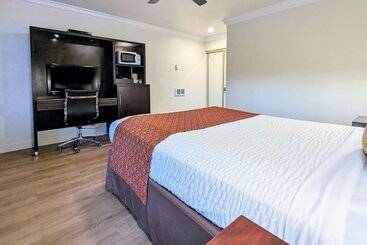 هتل Clarion  Collection Wilkie S Inn Pacific Grove  Monterey