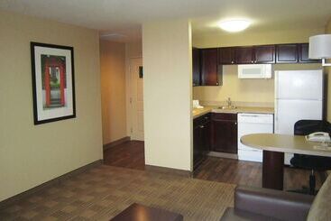 هتل Extended Stay America Suites  Kansas City  Overland Park  Metcalf Ave