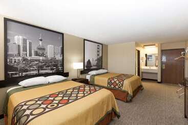 هتل Super 8 By Wyndham Wichita North
