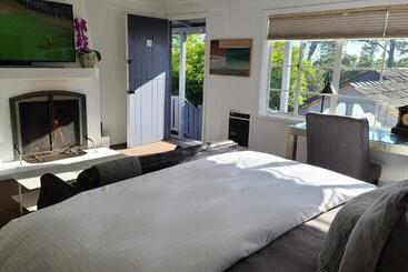 هتل The Vagabond S House Boutique Inn