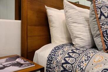 هتل The Vagabond S House Boutique Inn