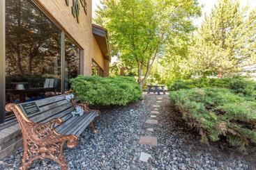 هتل Western Heritage Inn Travelodge By Wyndham Bozeman