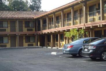 هتل Valley Inn San Jose