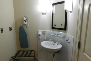 هتل Washington Inn