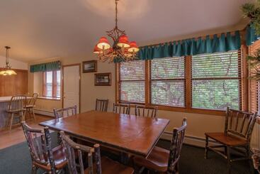 هتل Wildwood Inn
