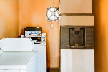 مُتل OYO Hotel Texarkana North Heights AR Hwy I-30