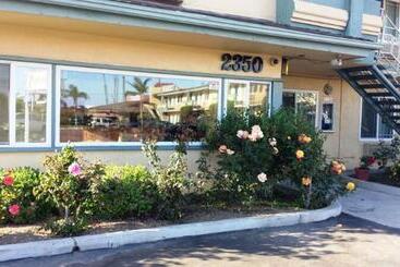 Victoria Motel