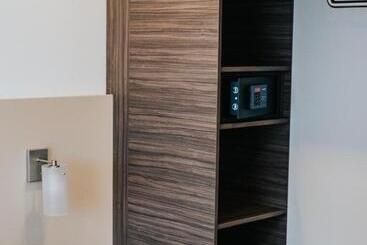 هتل Restaurant Adria Stuben Brühl