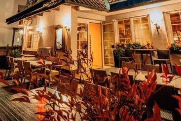 هتل Restaurant Adria Stuben Brühl