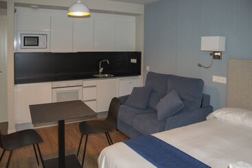 Aparthotel Essenzia De Castilla