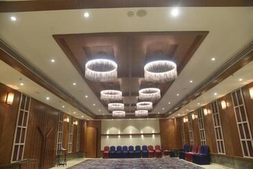 هتل Ariena The Boutique
