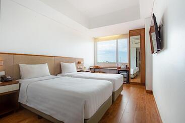 هتل Grand Zuri Ketapang