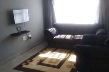 پانسیون Onesi Guest House