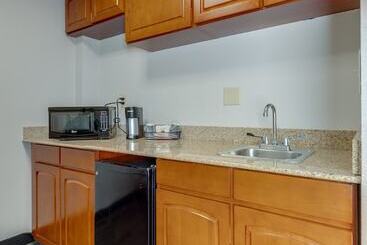هتل Alexis Inn And Suites