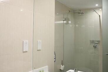 هتل Cresta Lodge Harare