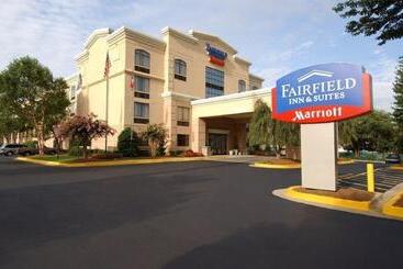 هتل Fairfield Inn And Suites Atlanta Airport South/sullivan Road