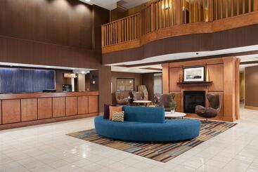 هتل Fairfield Inn And Suites Atlanta Airport South/sullivan Road