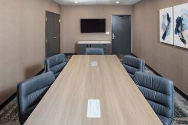 هتل Four Points By Sheraton Appleton