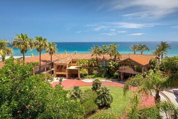 酒店 Guadalmina Spa And Golf Resort