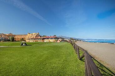 酒店 Guadalmina Spa And Golf Resort
