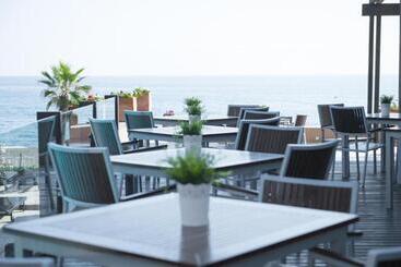 酒店 Guadalmina Spa And Golf Resort