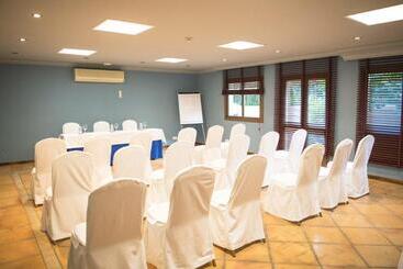酒店 Guadalmina Spa And Golf Resort