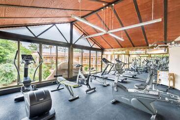酒店 Guadalmina Spa And Golf Resort
