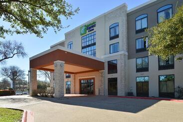 هتل Holiday Inn Express & Suites Austin North Central, An Ihg