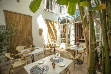 Hospes Las Casas Del Rey De Baeza, A Member Of Design Hotels