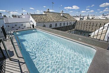Hospes Las Casas Del Rey De Baeza, A Member Of Design Hotels