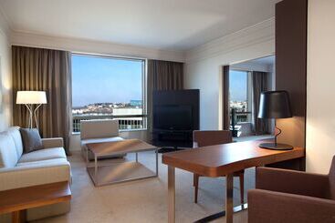 هتل Hyatt Regency Belgrade