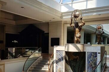 هتل Hyatt Regency Belgrade